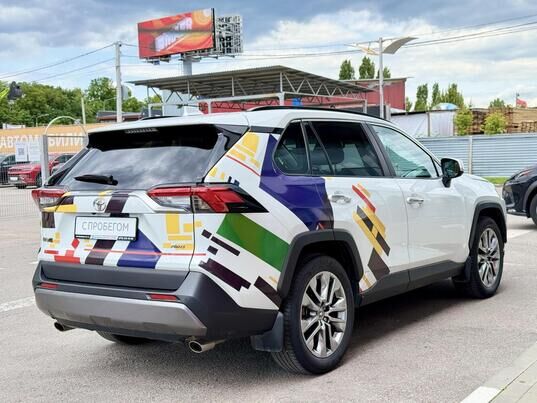 Toyota RAV4, 2020&nbsp;г., 63&nbsp;342&nbsp;км